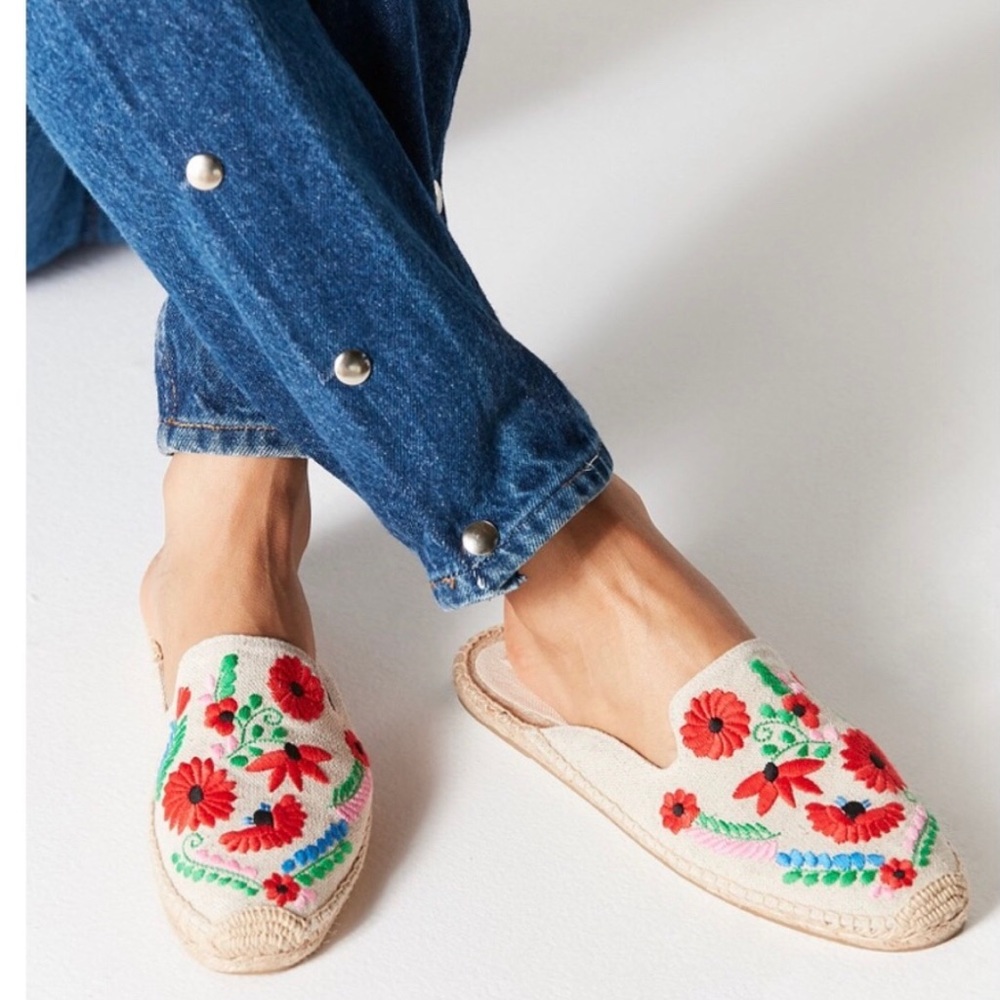 Soludos Ibiza Embroidered Floral Slip On Mule